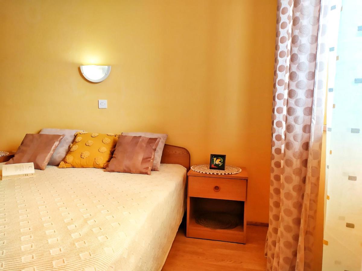 Cozy Apartments Danica Novalja With Terrace - First Floor エクステリア 写真