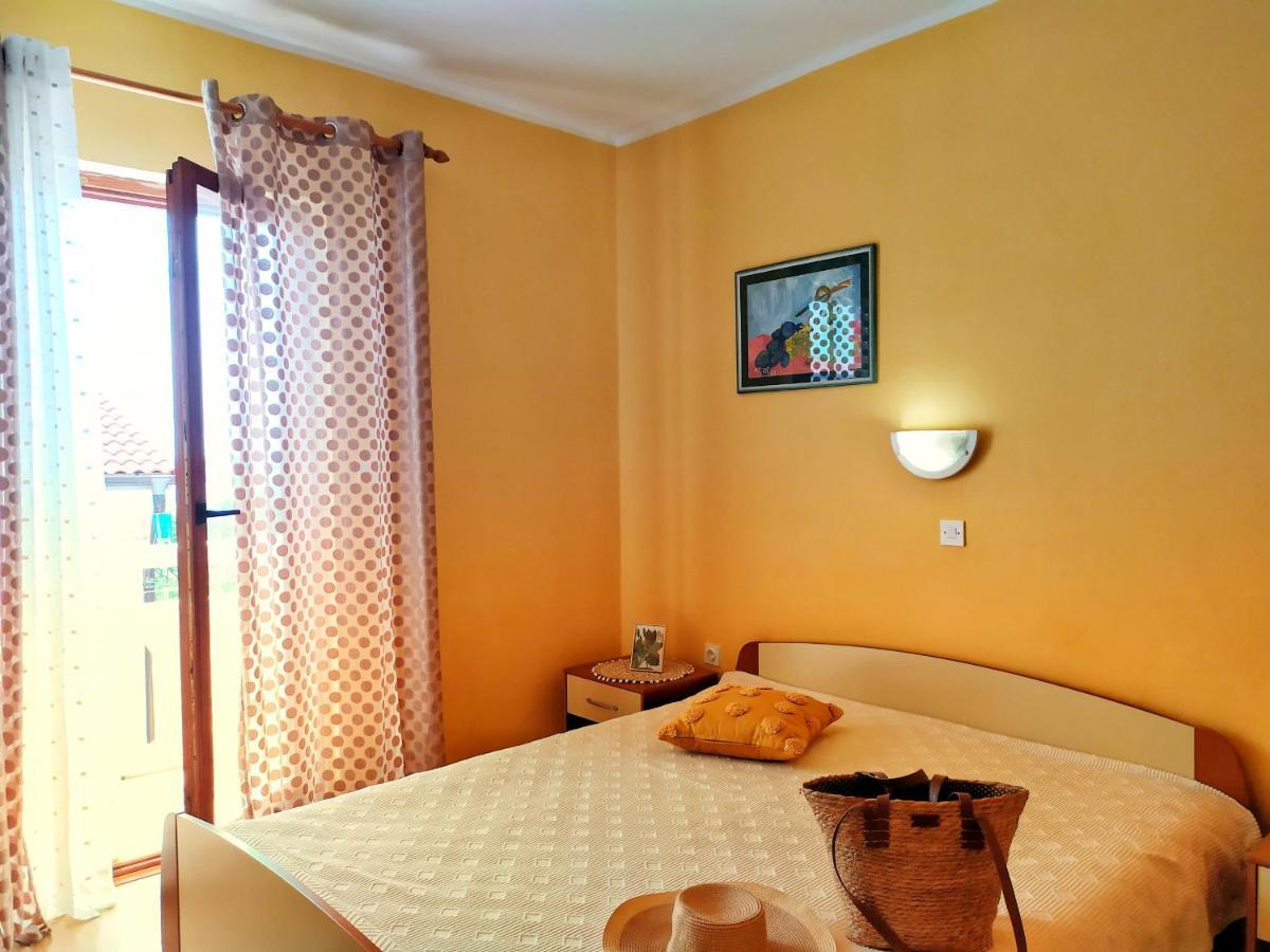 Cozy Apartments Danica Novalja With Terrace - First Floor エクステリア 写真