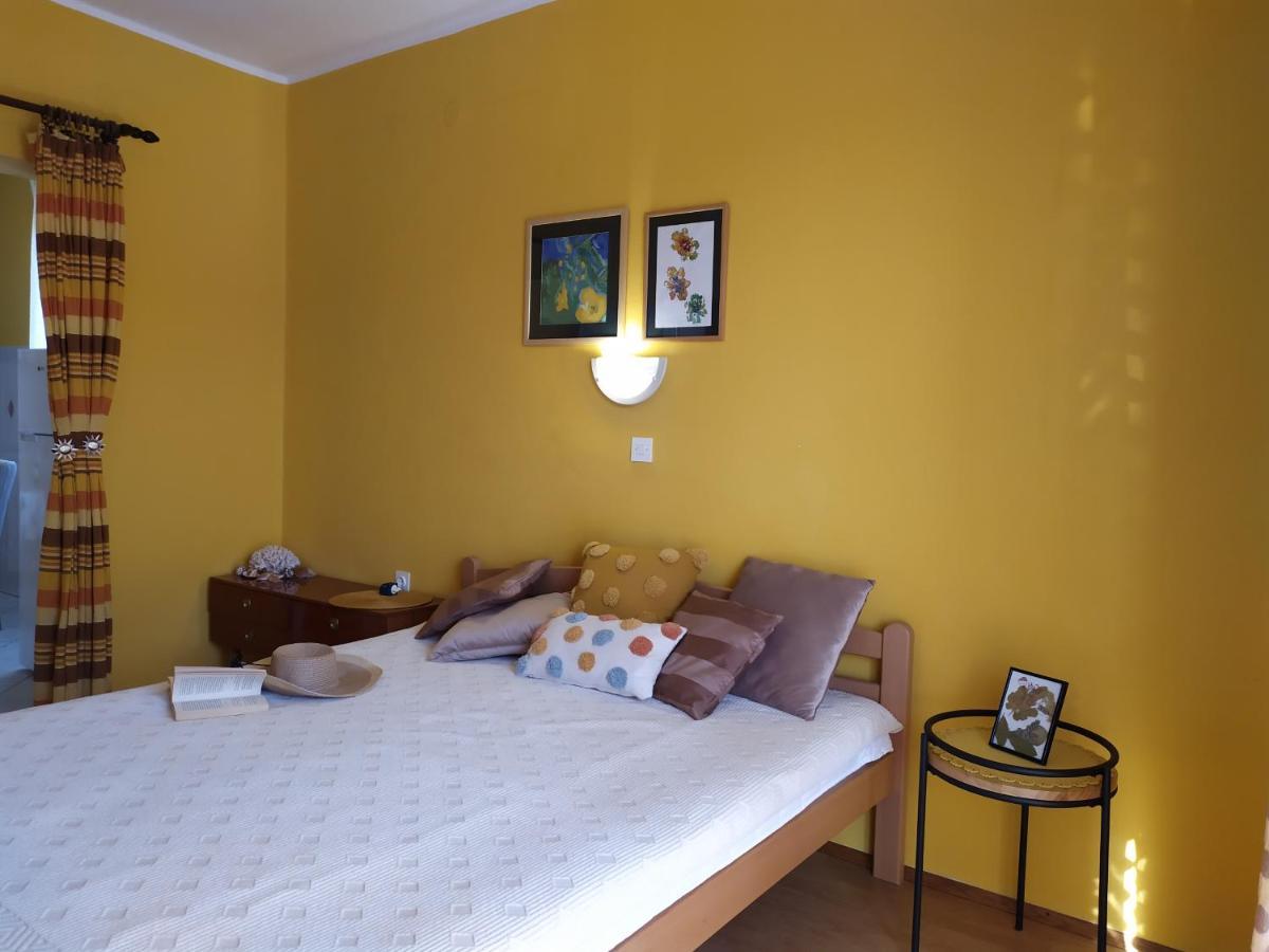 Cozy Apartments Danica Novalja With Terrace - First Floor エクステリア 写真