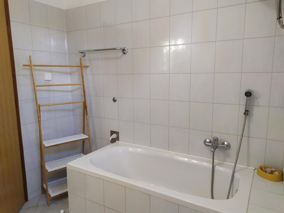 Cozy Apartments Danica Novalja With Terrace - First Floor エクステリア 写真