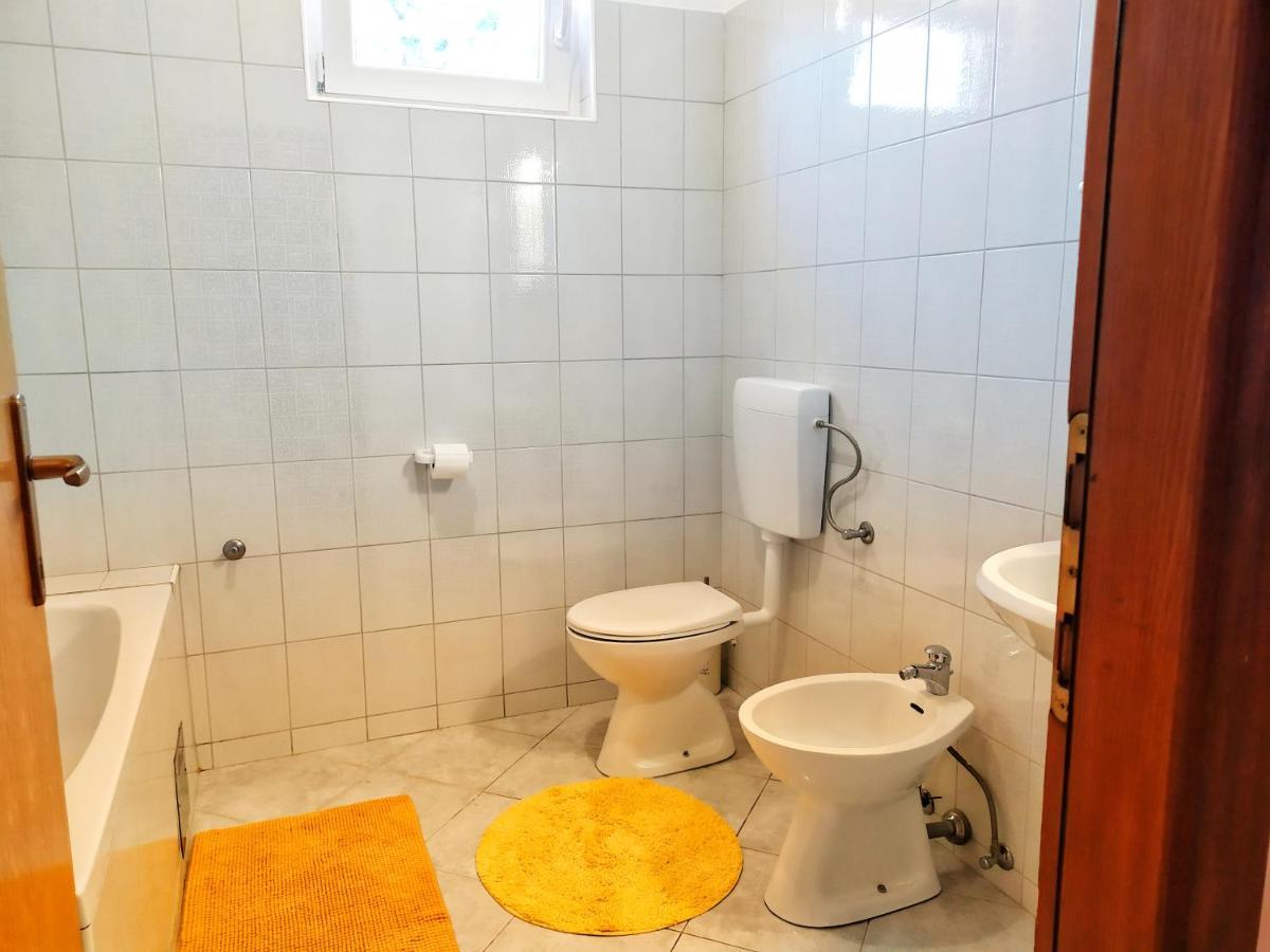 Cozy Apartments Danica Novalja With Terrace - First Floor エクステリア 写真